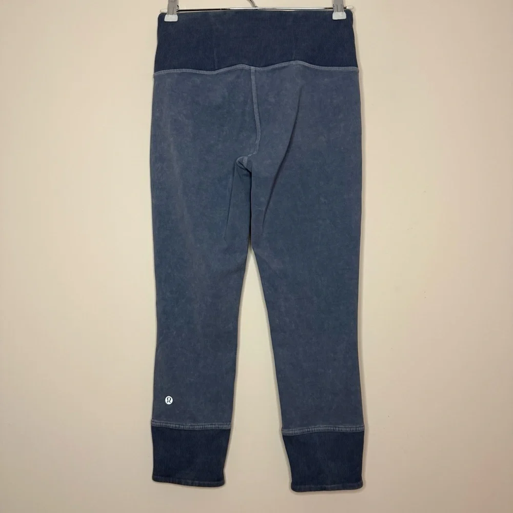 LULULEMON Wunder Under Ribbed 23” Crop Workout Leggings in Washed Moon Blue